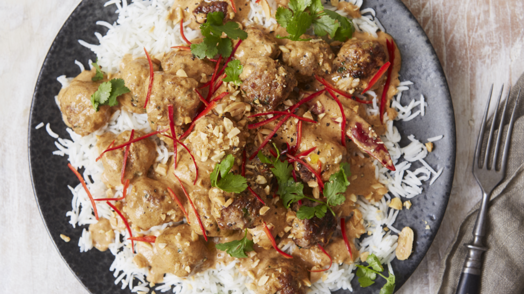 Meatball Massaman Curry - The Spice Tailor AUS